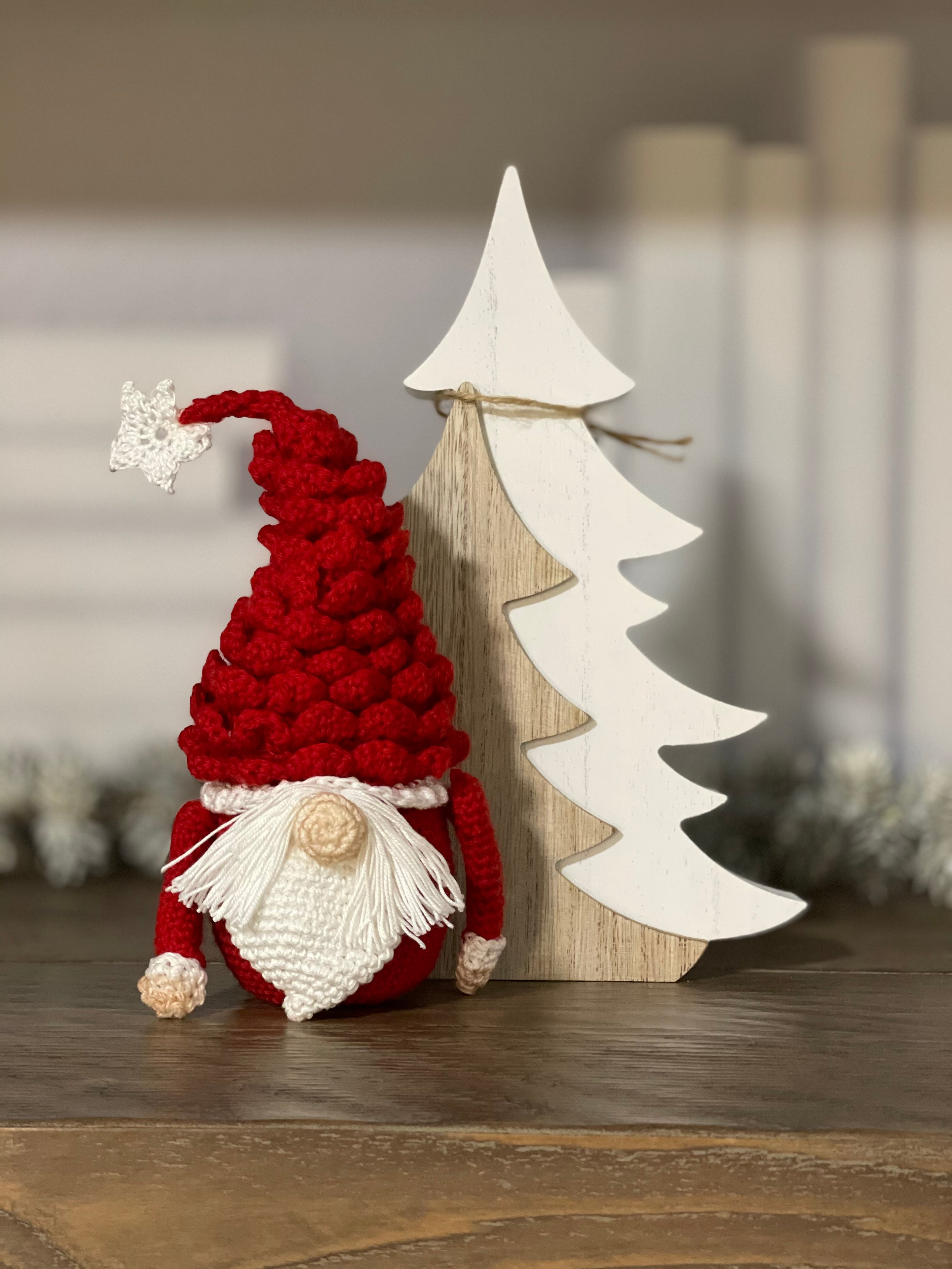 Santa Gnome - Crochet Pattern