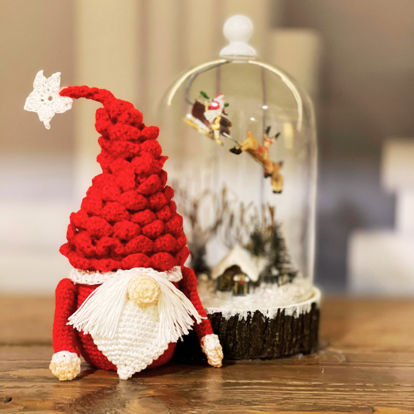 Santa Gnome - Crochet Pattern